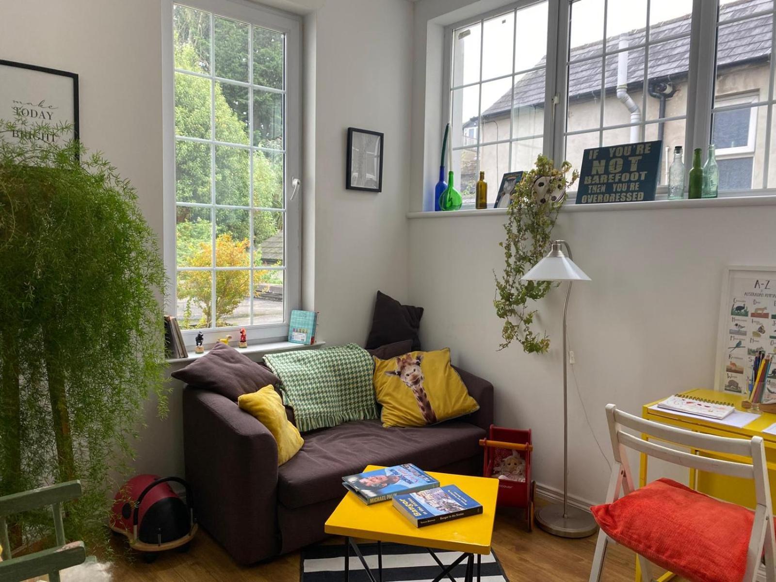 True Colours Apartment In Central Location Bangor  Exterior photo